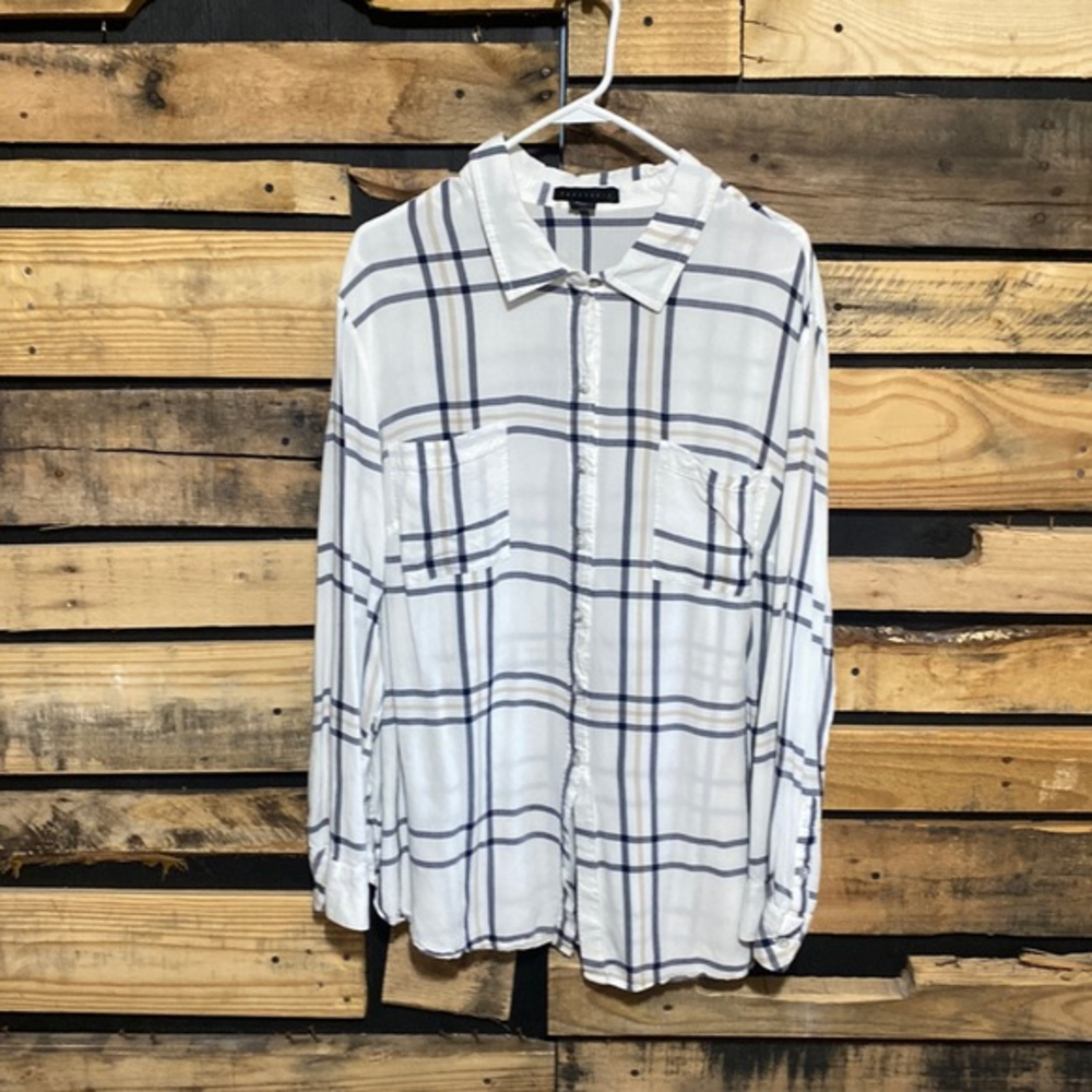 SANCTUARY Women White Pocketed Curved
Hem Button Front Plaid Shirt 2X